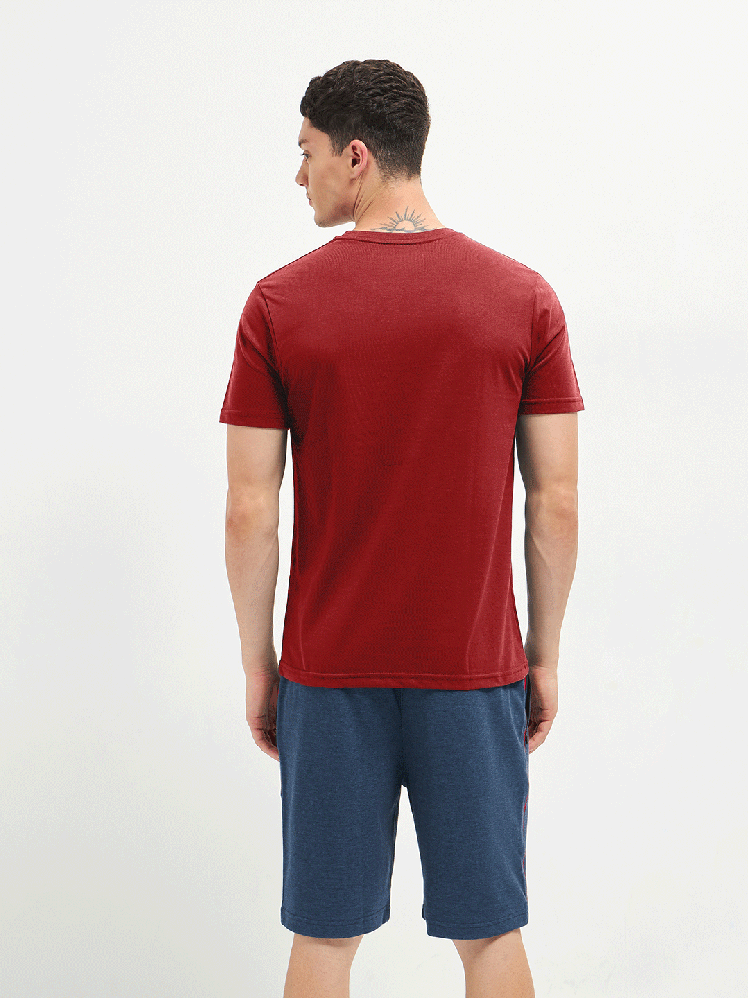 Motto Round Neck Wine Red