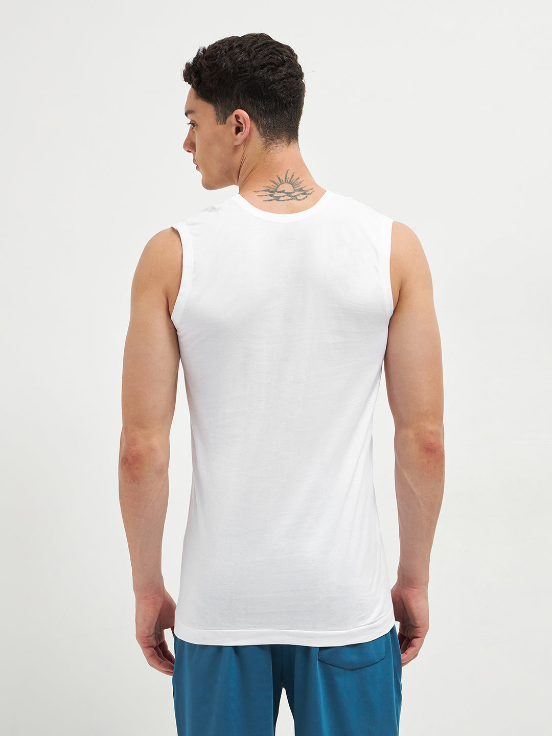 Bravo Vest White