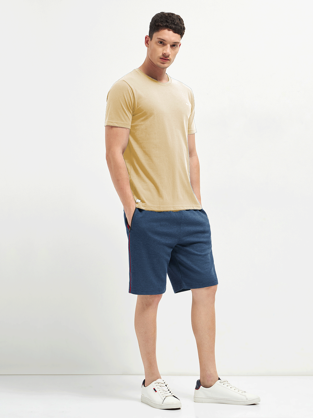 Motto Round Neck Beige