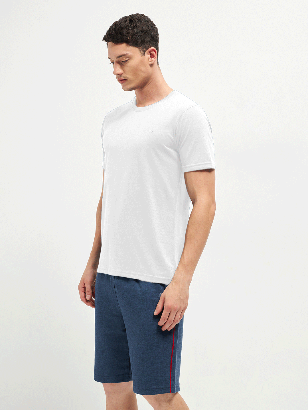 Motto Round Neck White