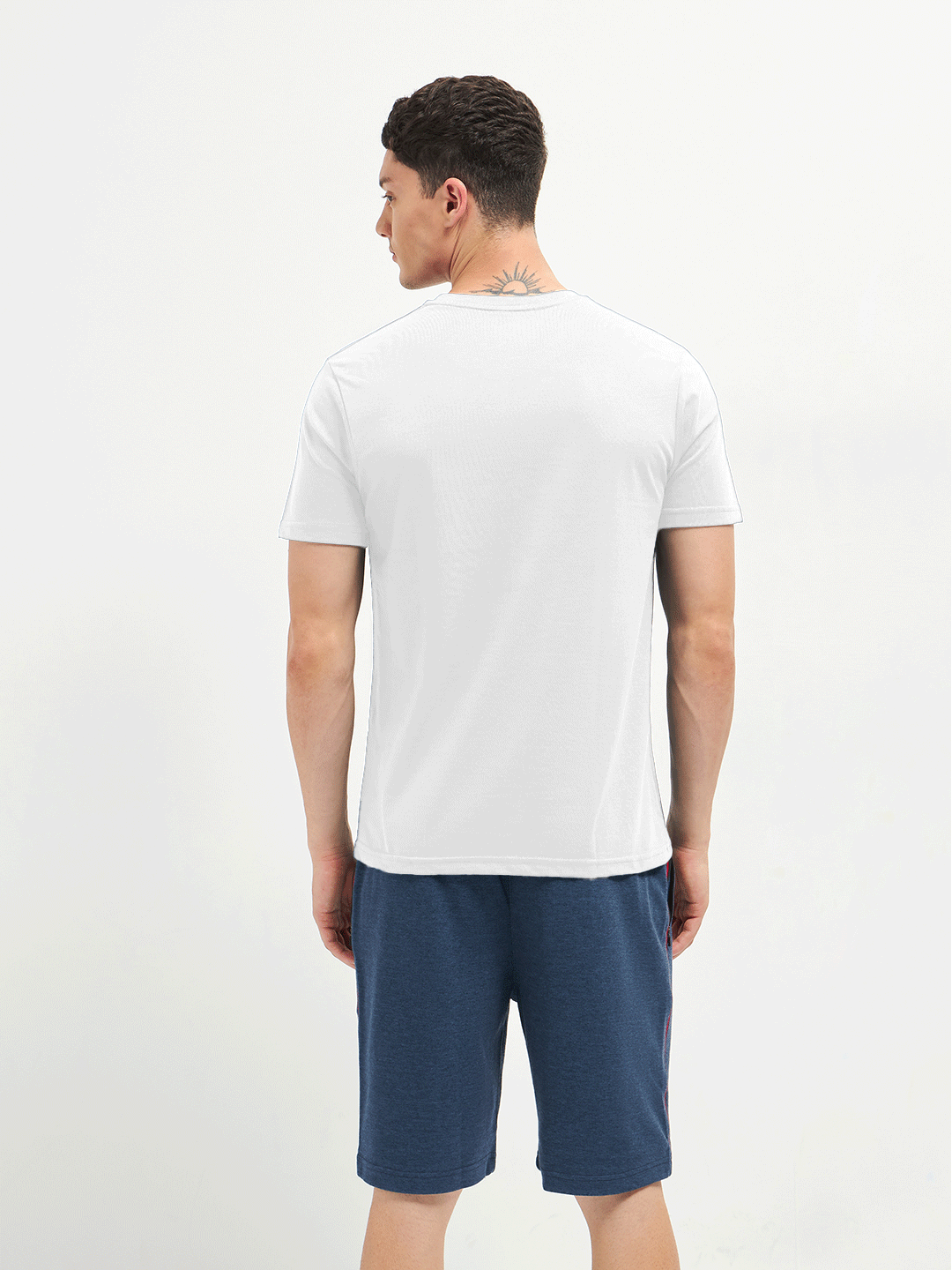 Motto Round Neck White